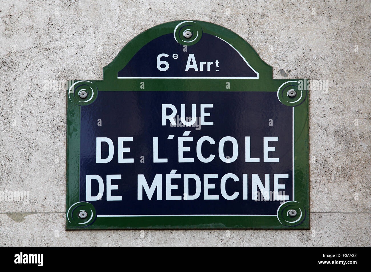 Segno di strada Rue de l'école de Médecine di Parigi Francia Foto Stock