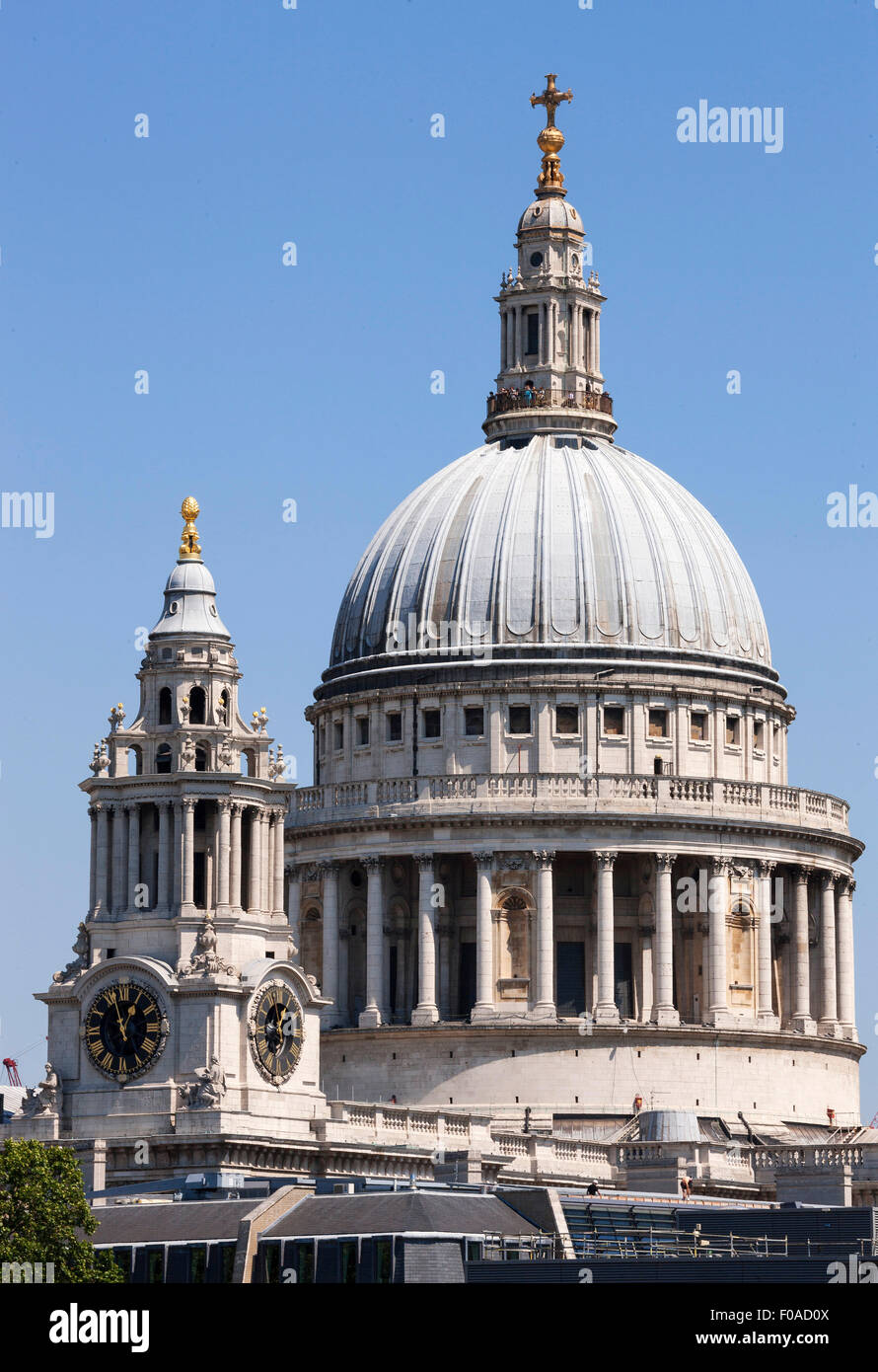 Cupola della Cattedrale di St Paul in presenza di luce solare Foto Stock