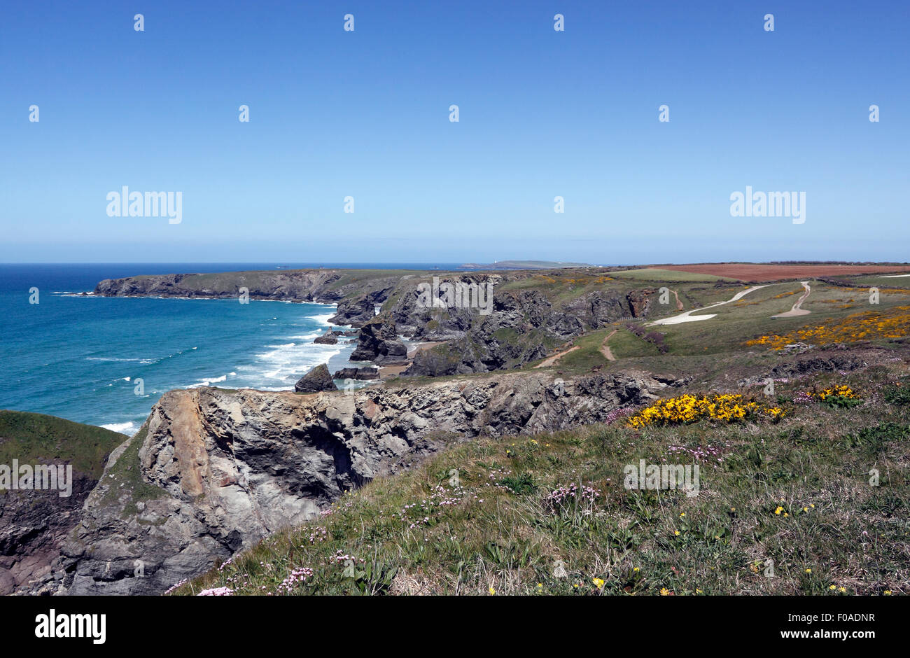 MACKERAL COVE. PASSI BEDRUHAN. CARNEWAS. CORNOVAGLIA UK. Foto Stock