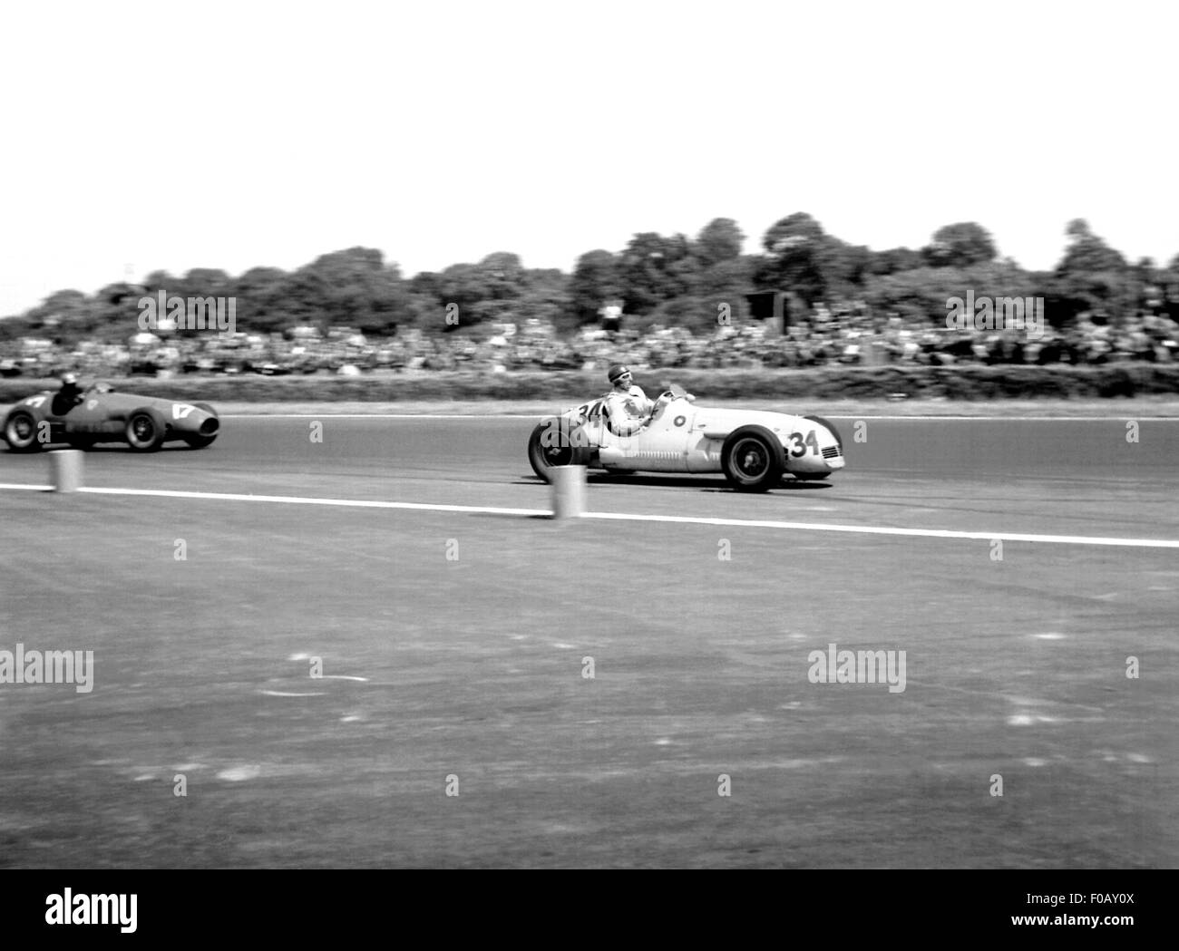 GINO BIANCO MASERATI E TARUFFI FERRARI 500 GP di Gran Bretagna a Silverstone 1952 Foto Stock