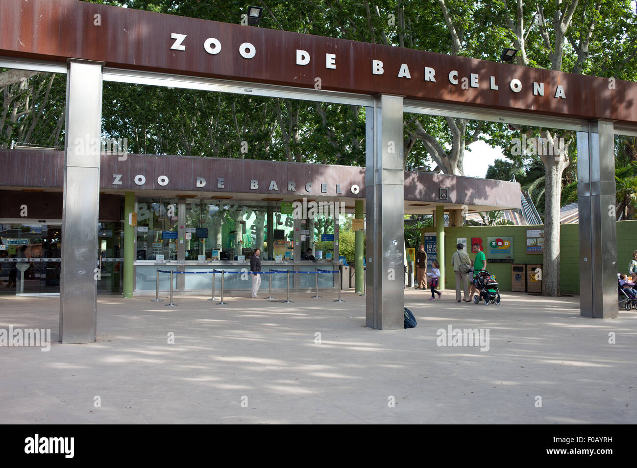 Lo Zoo di Barcellona in Catalogna, Spagna, biglietteria e ingresso Foto Stock