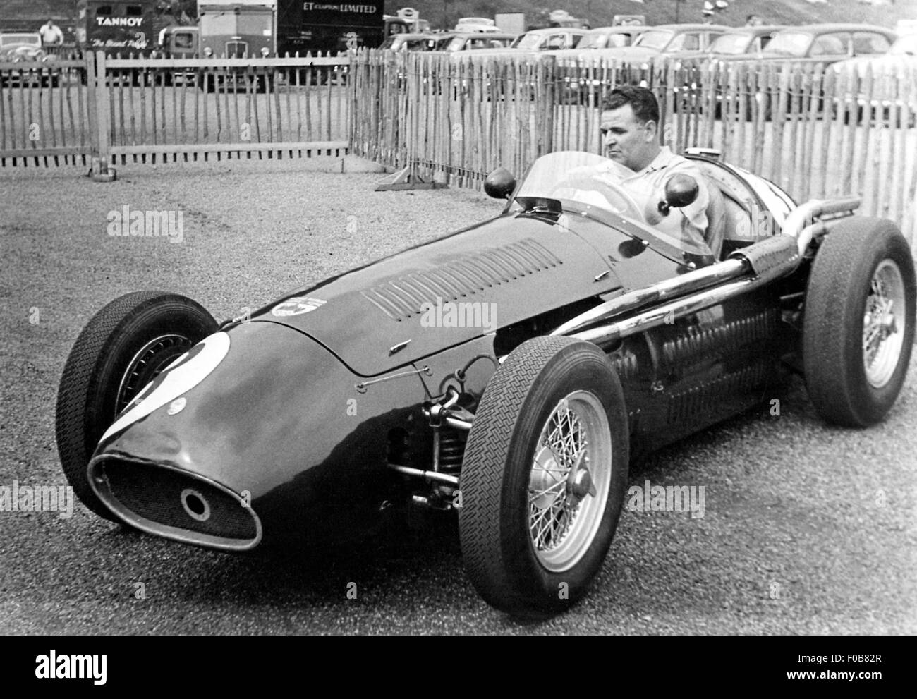 Horace Gould nella sua Maserati 250F Foto Stock