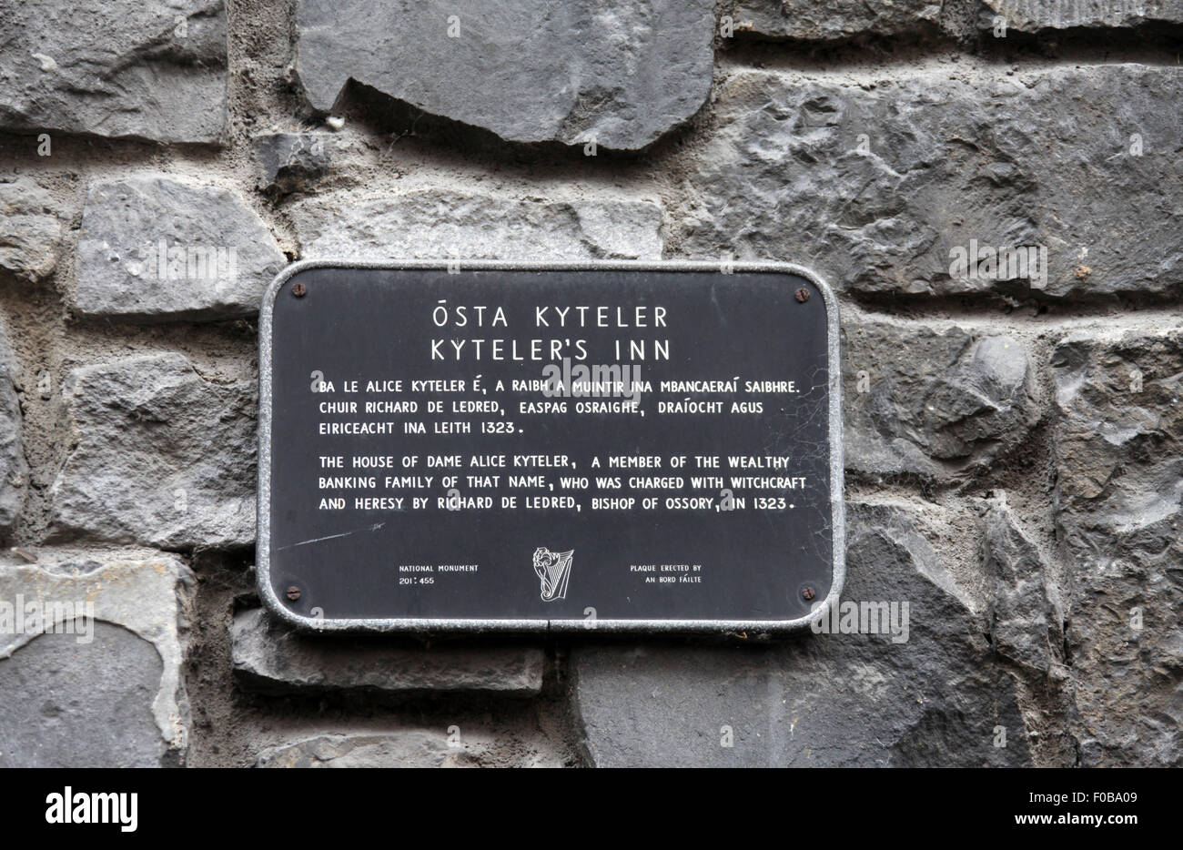 Kytellers Inn Sign Kytelers inn kilkenny immagini e fotografie stock ad alta risoluzione ...