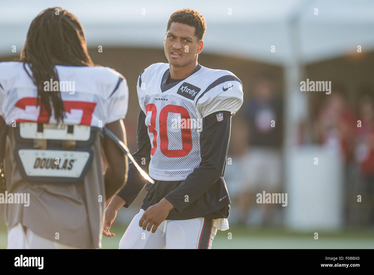 Houston, Texas, Stati Uniti d'America. 11 Ago, 2015. Houston Texans cornerback Kevin Johnson (30) a Texans training camp presso il Methodist Training Center accanto a NRG Stadium di Houston, TX su agosto 11th, 2015. Credito: Trask Smith/ZUMA filo/Alamy Live News Foto Stock