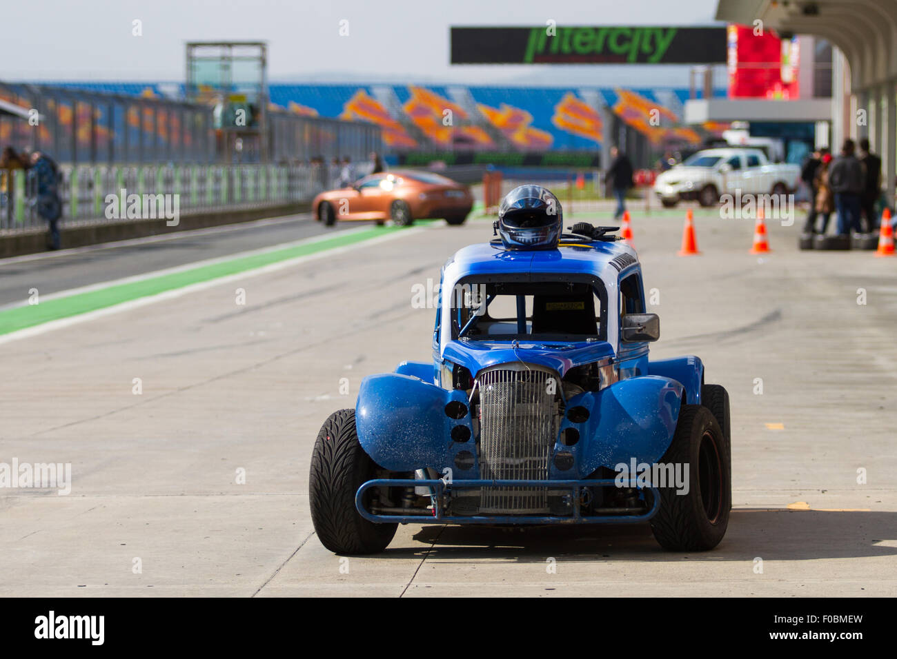 Leggende auto pit lane circuito di Istanbul Park Foto Stock