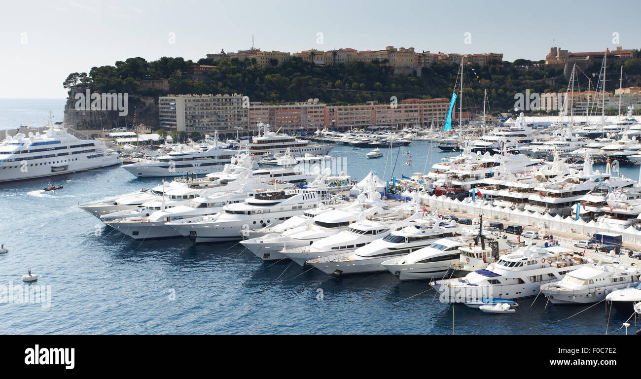 Il Principato di Monaco, Montecarlo 24.09.2008: Mostra barca yacht show a Monaco, MYS, la più grande esposizione di imbarcazioni oltre i 25 metri Foto Stock