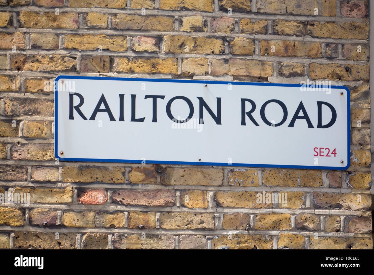 Railton Road SE24 strada segno il centro focale della aprile 1981 Brixton tumulti Brixton Londra Inghilterra REGNO UNITO Foto Stock
