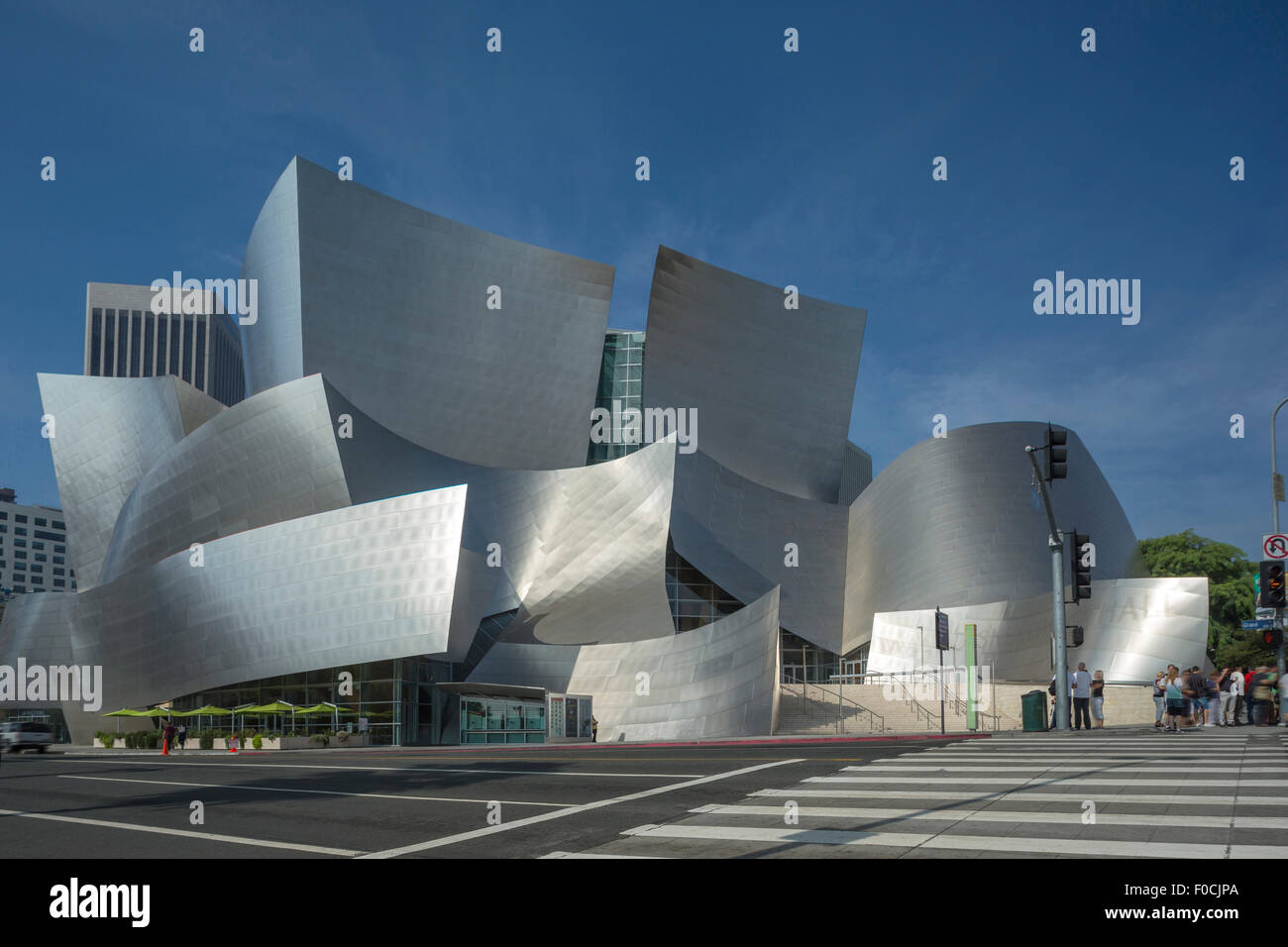 WALT DISNEY CONCERT HALL (©Frank Gehry 2003) il centro cittadino di Los Angeles California USA Foto Stock
