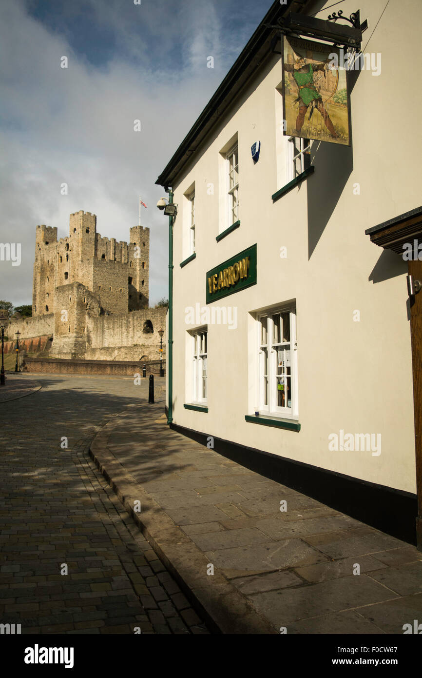 Voi freccia public house vicino a Rochester Castle nel Kent, England, Regno Unito Foto Stock