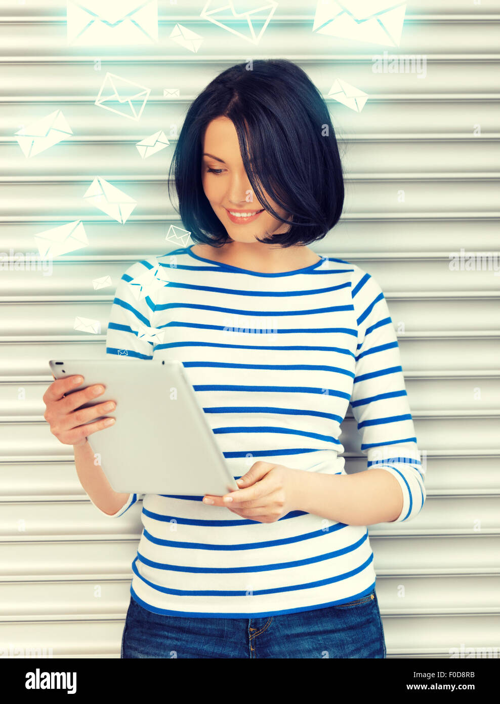 Ragazza dello studente con tablet pc Foto Stock