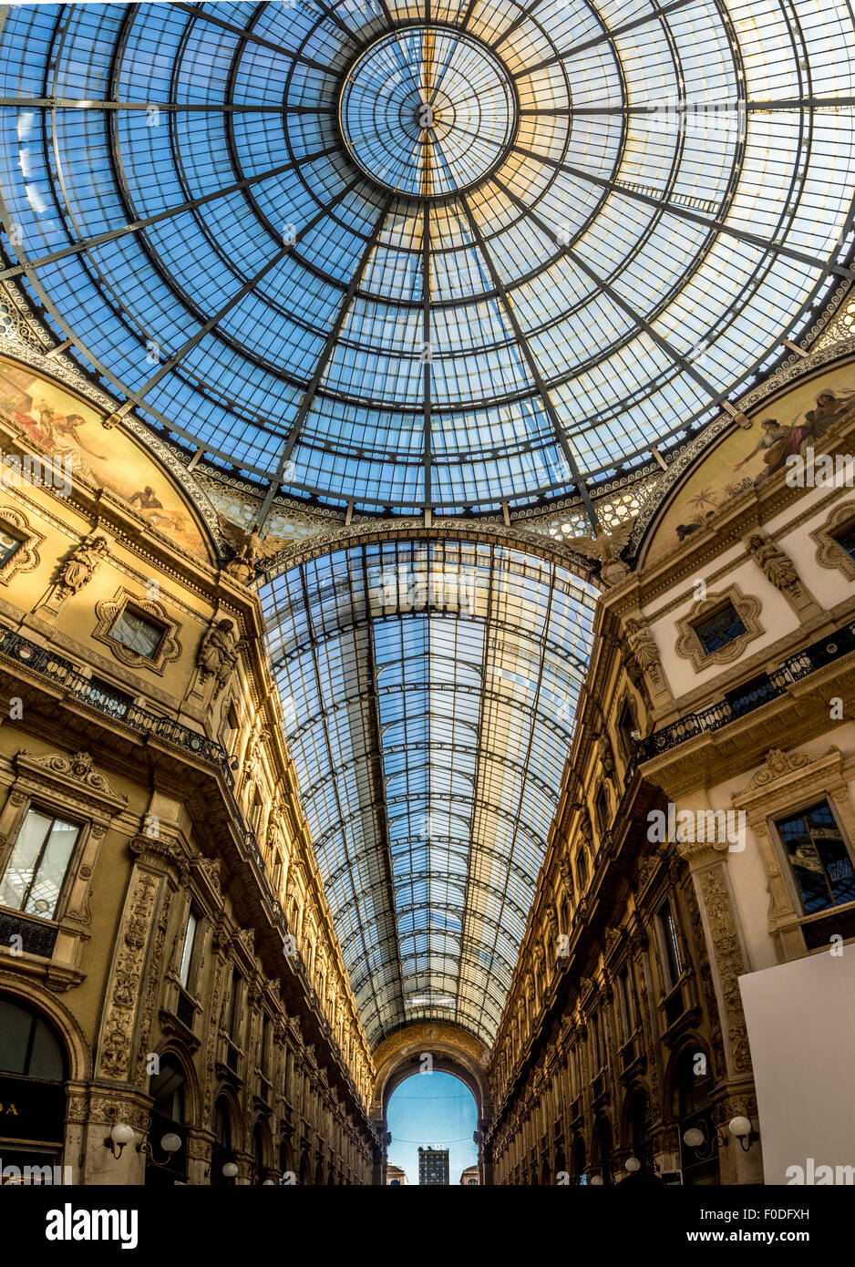 Tetto in vetro della Galleria Vittorio Emanuele II. Foto Stock