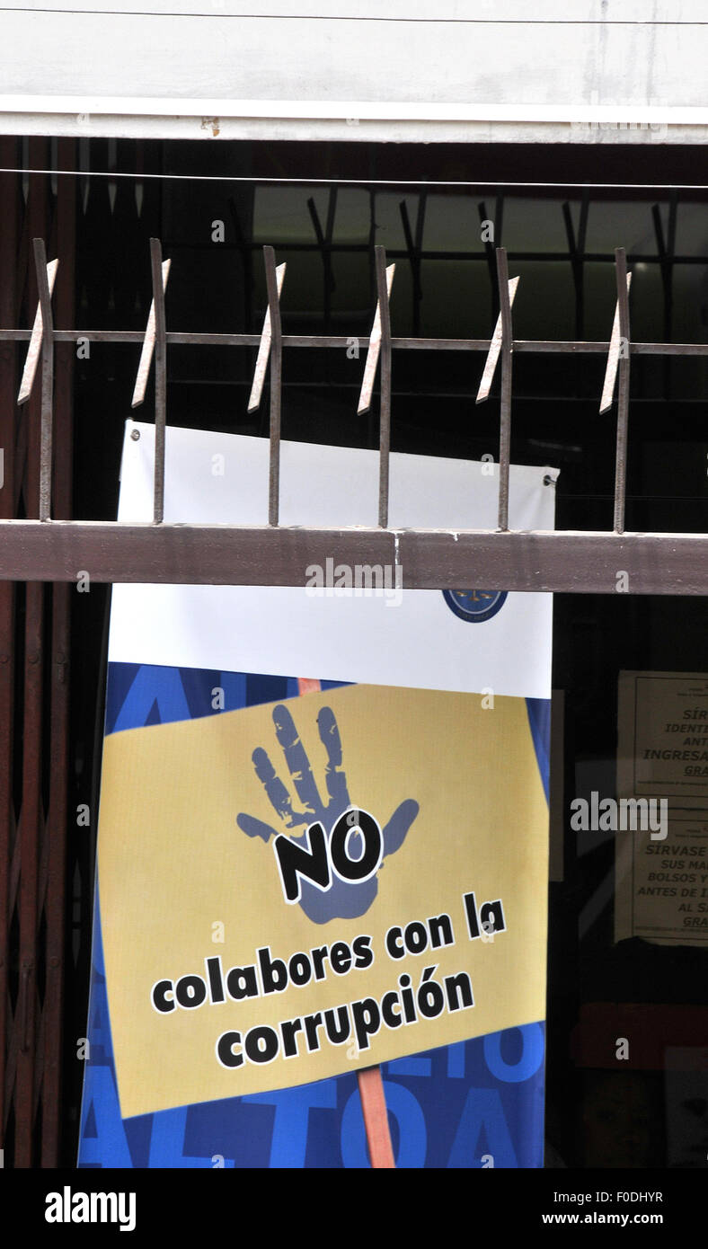 Segno con ' no colabores con la corruzione ' Lima Peru Foto Stock