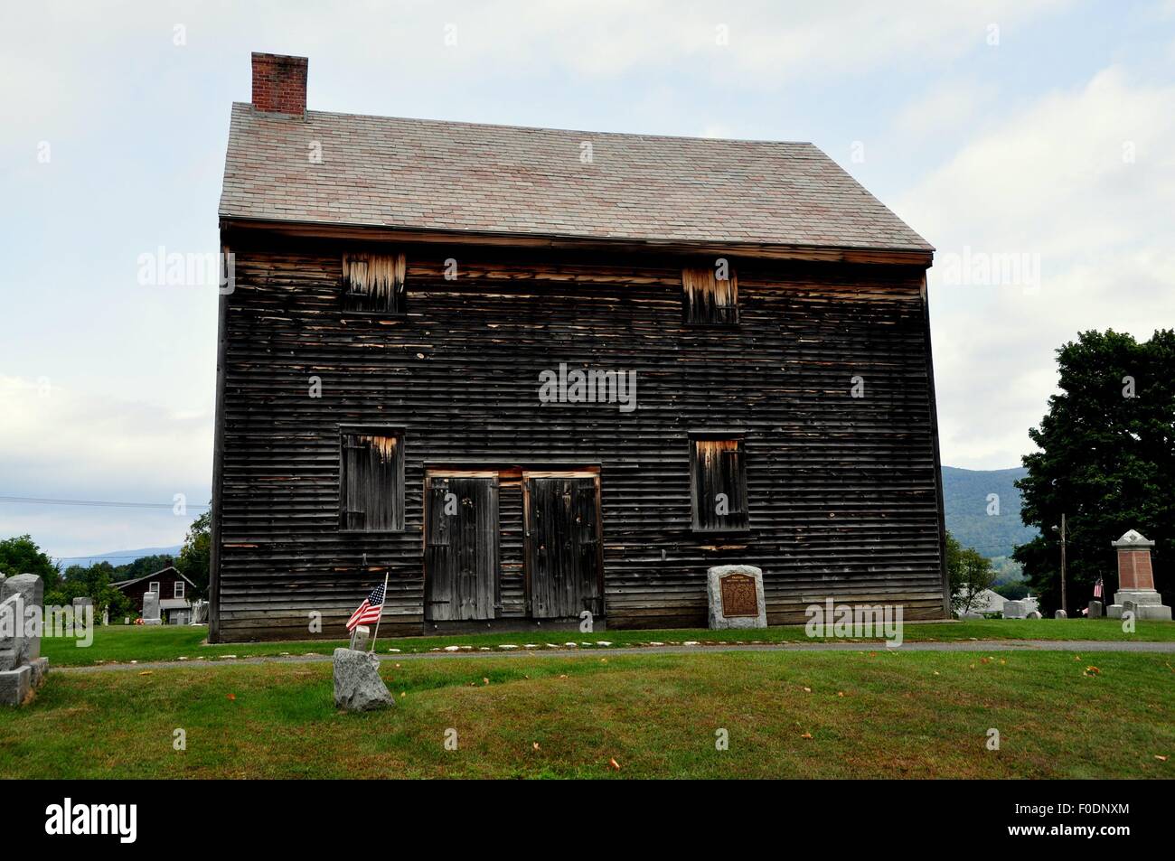 Di Adams, Massachusetts: il 1782 East Hoosuck Quaker Meeting House rimane nella sua originale condizione non ripristinati Foto Stock