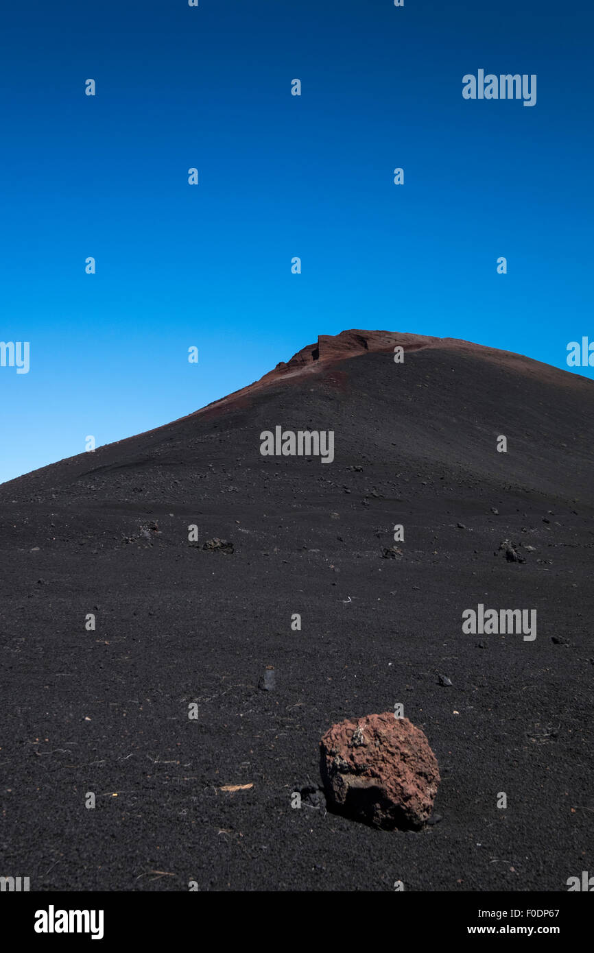 Paesaggio vulcanico di Arenas Negras zona Santiago del Teide Tenerife, Isole Canarie, Spagna. Foto Stock