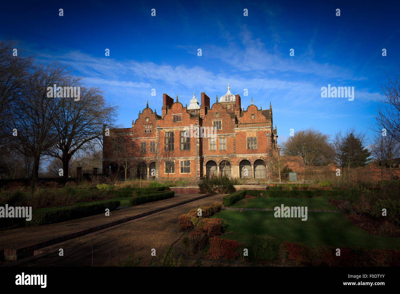 Aston Hall in una giornata di sole Foto Stock