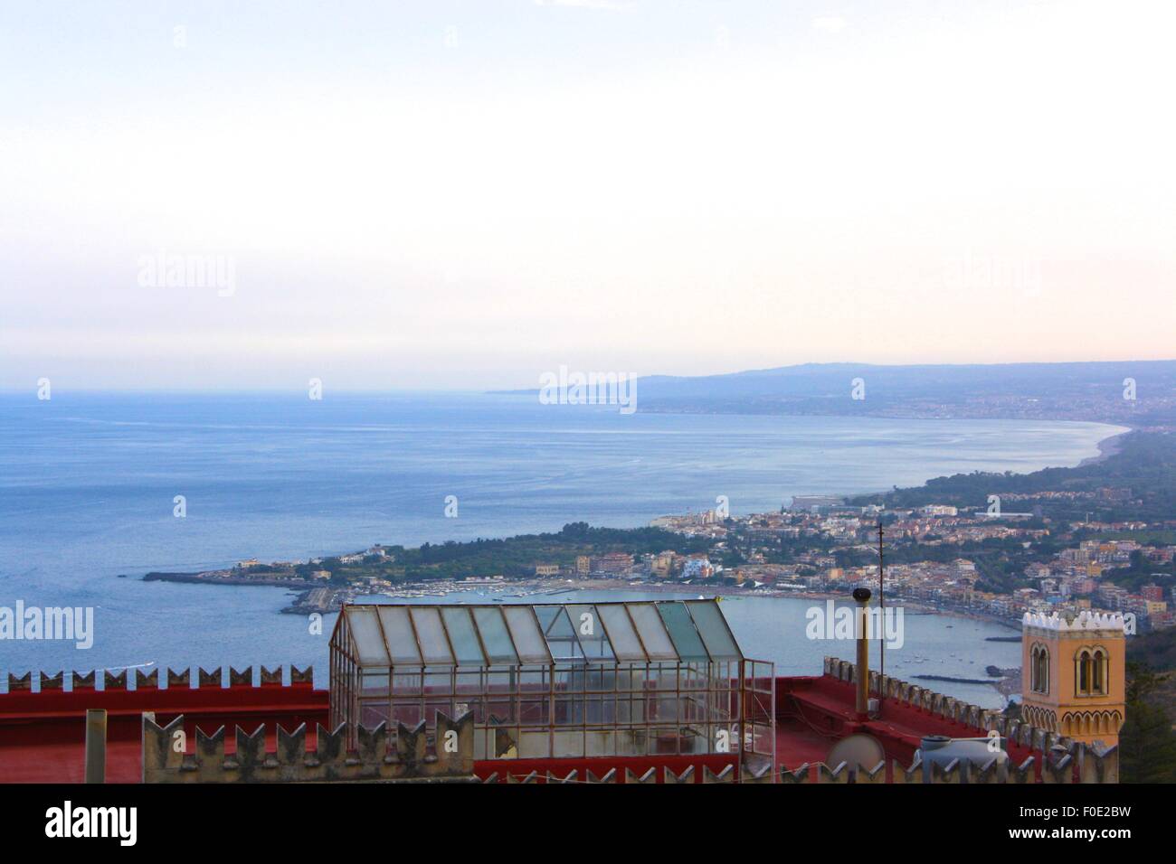 L'Italia, sicilia, Taormina, Mediterraneo, mare, splendida vista, tramonto, Foto Stock