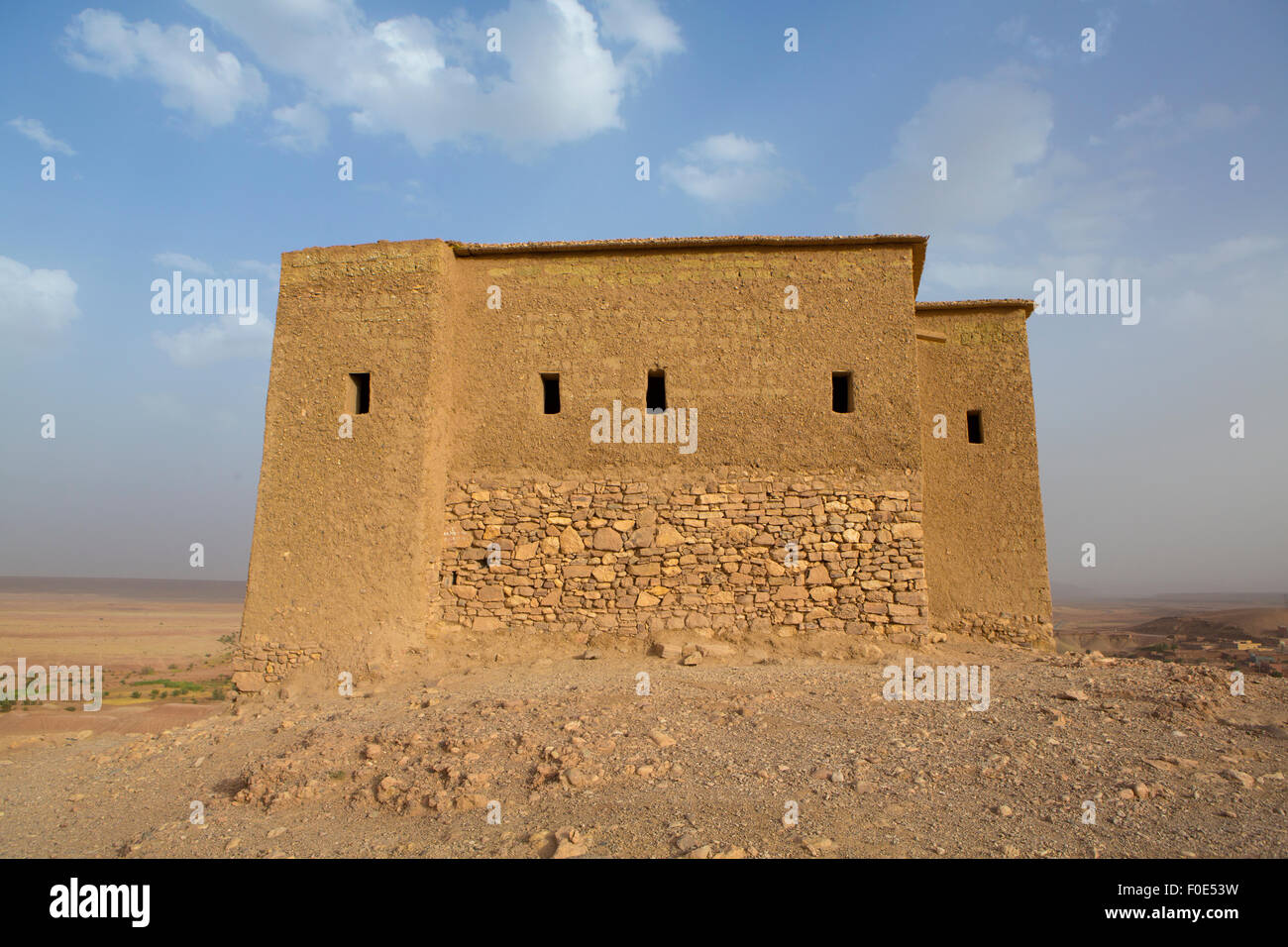 Ait-ben-Haddou è una città fortificata o ksar, lungo il primo percorso caravan tra Sahara e a Marrakech. Foto Stock