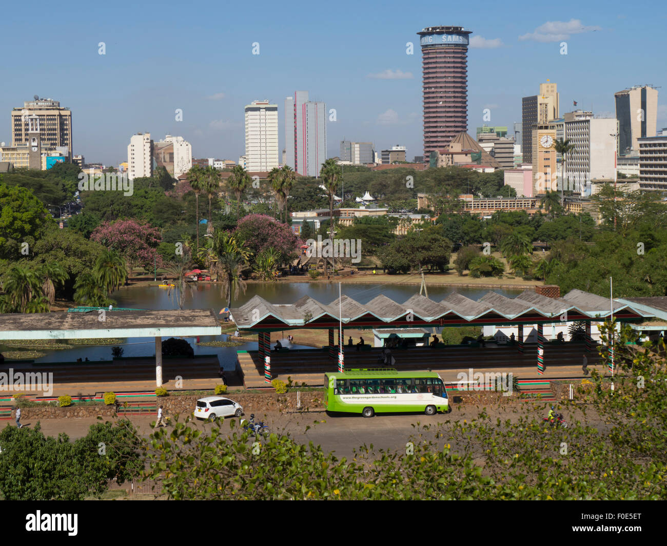 In Africa orientale, Kenya, Nairobi skyline da Uhuru Park Foto Stock