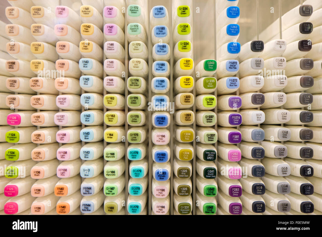 Pila di marcatori a colori Foto Stock