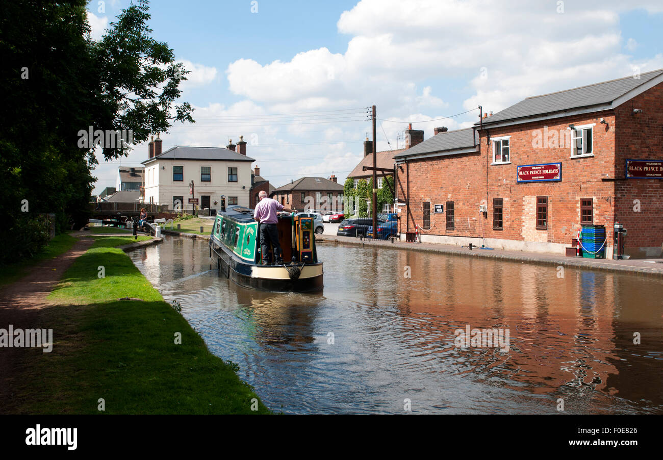 Il Worcester e Birmingham Canal at Stoke prima, Worcestershire, England, Regno Unito Foto Stock