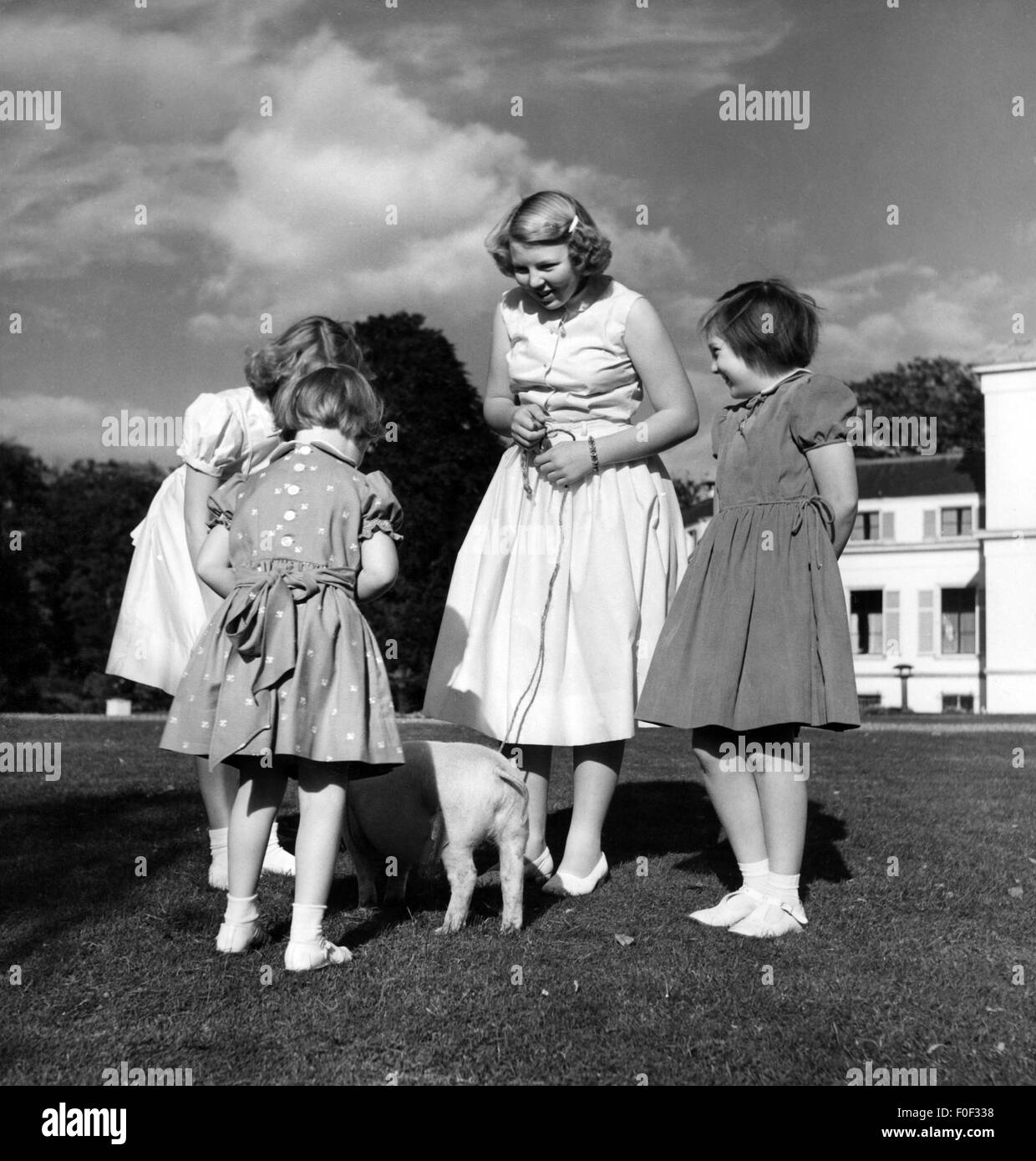 Beatrix, * 31.1.1938, Regina dei Paesi Bassi 30.4.1980 - 30.4.2013, con le sorelle principessa Irene, Maria Christina, Margriet, ottobre 1952, Foto Stock