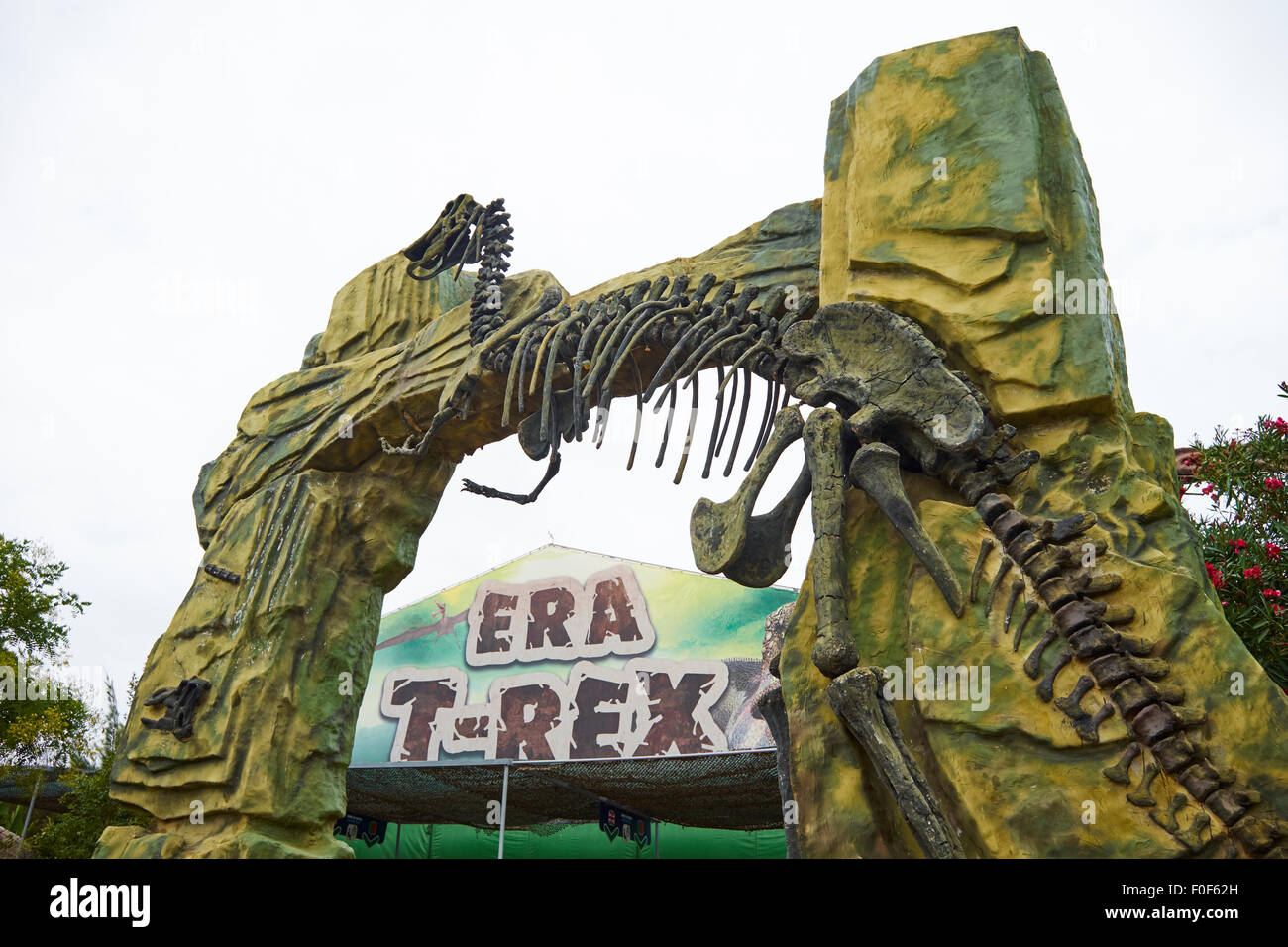 Ser T-Rex dinosauro mostra interattiva Al Zoomarine Theme Park Guia Algarve Portogallo Foto Stock