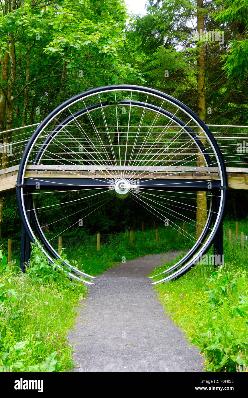 Ruota Kirroughtree Bridge, 7stanes percorso ciclabile, Kirroughtree foresta, Galloway Forest Park, Dumfries & Galloway, Scotland, Regno Unito Foto Stock