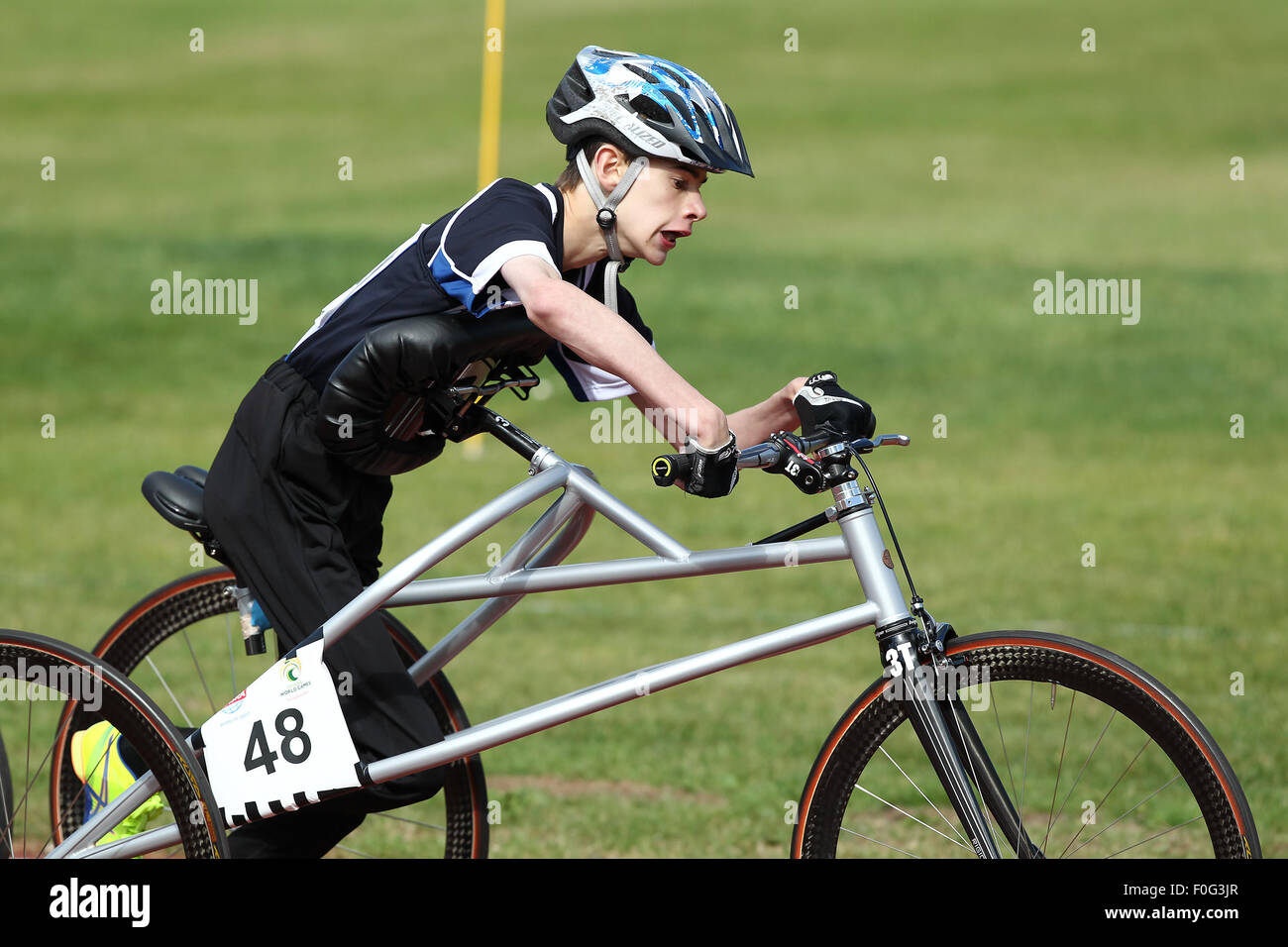 Nottingham, Regno Unito. Il 15 agosto, 2015. 2015 paralisi cerebrale dei giochi del mondo. La via e il campo eventi. Gavin Drysdale dalla Scozia nel 1500m gara Esecuzione di credito evento: Azione Plus sport/Alamy Live News Foto Stock