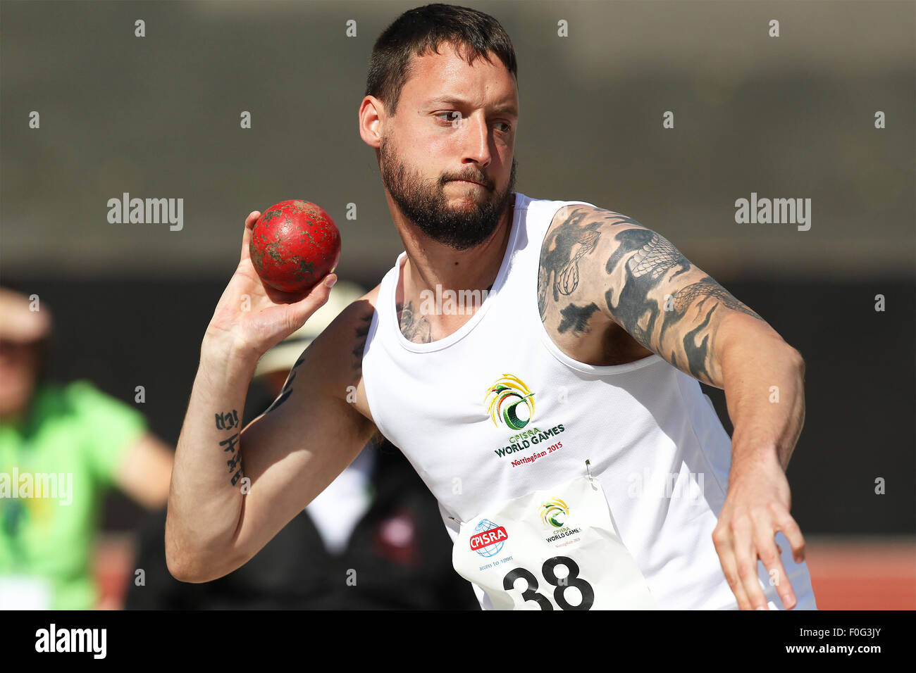 Nottingham, Regno Unito. Il 15 agosto, 2015. 2015 paralisi cerebrale dei giochi del mondo. La via e il campo eventi. Ashley Breen dell'Inghilterra in azione nella mens colpo messo Credito: Azione Sport Plus/Alamy Live News Foto Stock