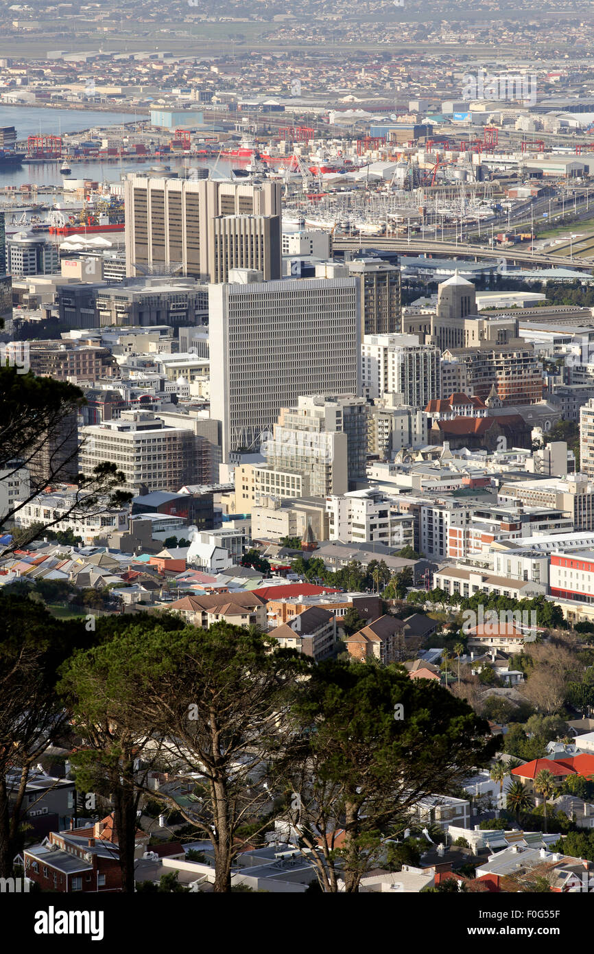 Vista di Cape Town central city e la porta Foto Stock