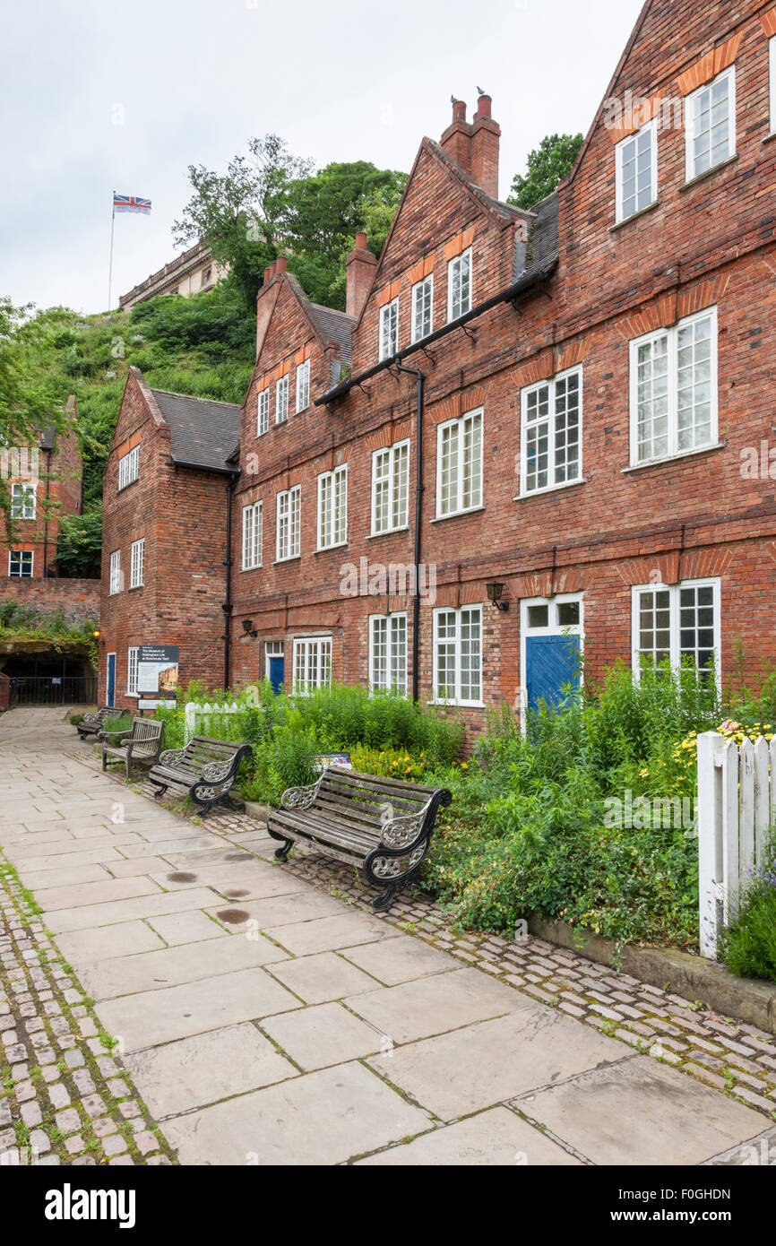 Xvii secolo cottages in tini di filtrazione cantiere, ora il Museo della Vita di Nottingham, Nottingham, Inghilterra, Regno Unito Foto Stock
