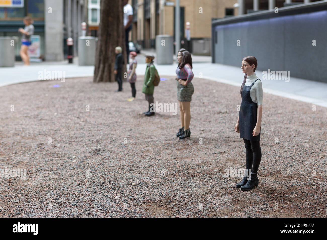 Carson, Emma, Takashi, Zezi, Nia da Tomoaki Suzuki è installato nella città di Londra come parte della scultura nella Città 2015 Foto Stock