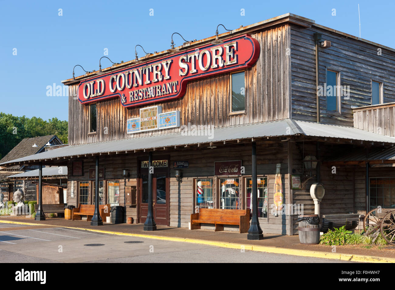 Brooks Shaw's Old Country Store in Casey Jones Village a Jackson, nel Tennessee. Foto Stock