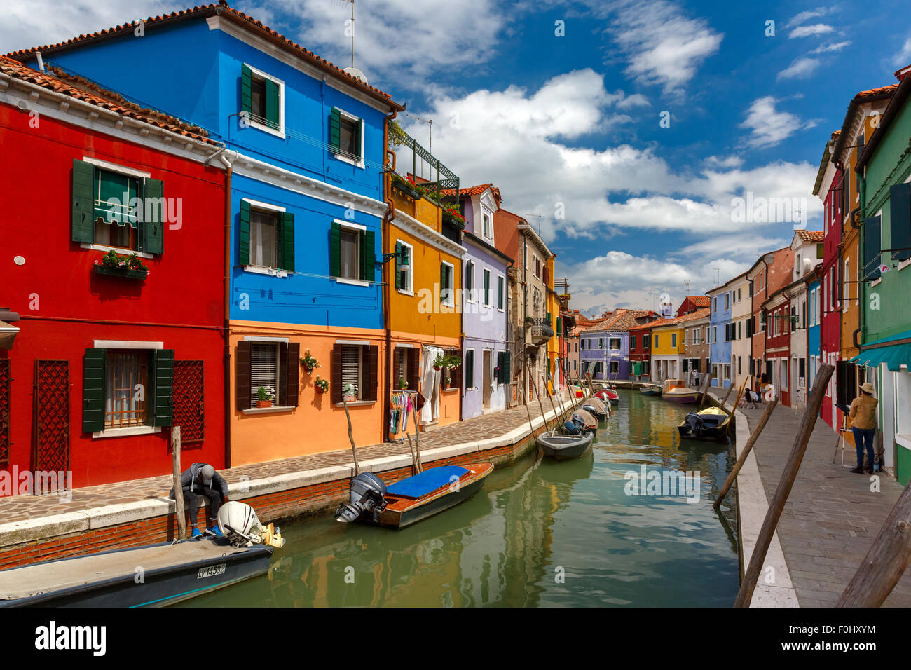 Case colorate sul Burano Venezia Italia Foto Stock