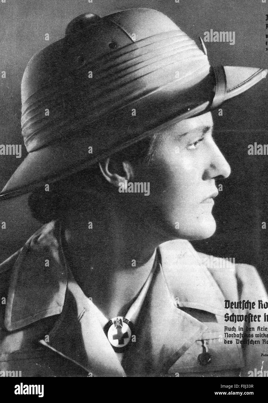 Seconda guerra mondiale / seconda guerra mondiale, organizzazione corpo medico / servizio medico, infermiere della croce rossa tedesca in uniforme tropicale, 1941, diritti aggiuntivi-clearences-non disponibile Foto Stock