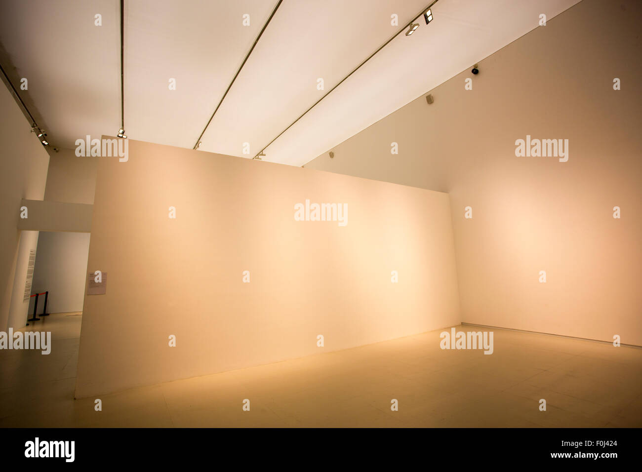 Vuoto interiore moderno sala di un museo di Shanghai Foto Stock