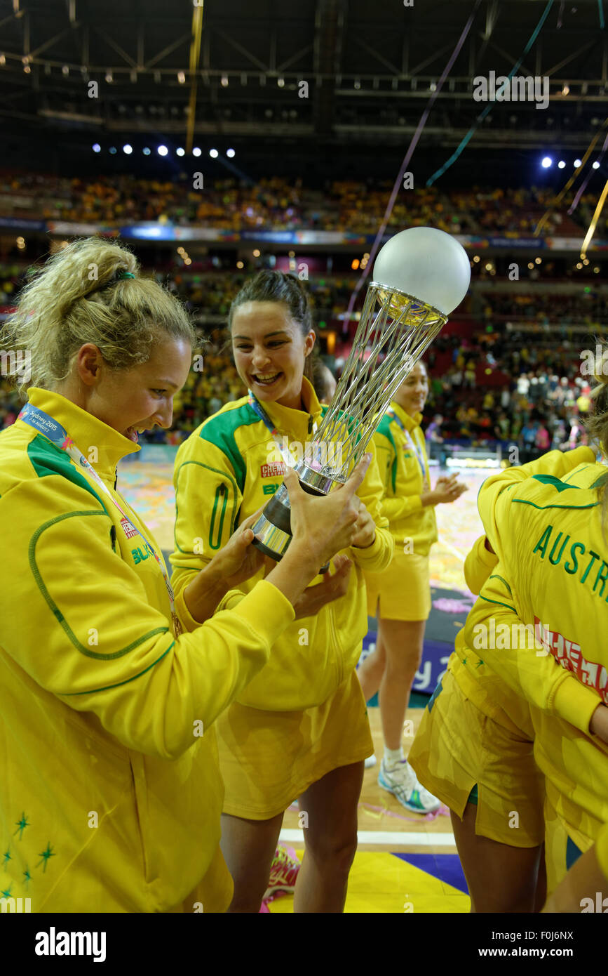 Sydney, Australia. Il 16 agosto, 2015. L Australia ha vinto il Netball World Cup nuovamente dopo una vittoria stretta contro NZ Foto Stock
