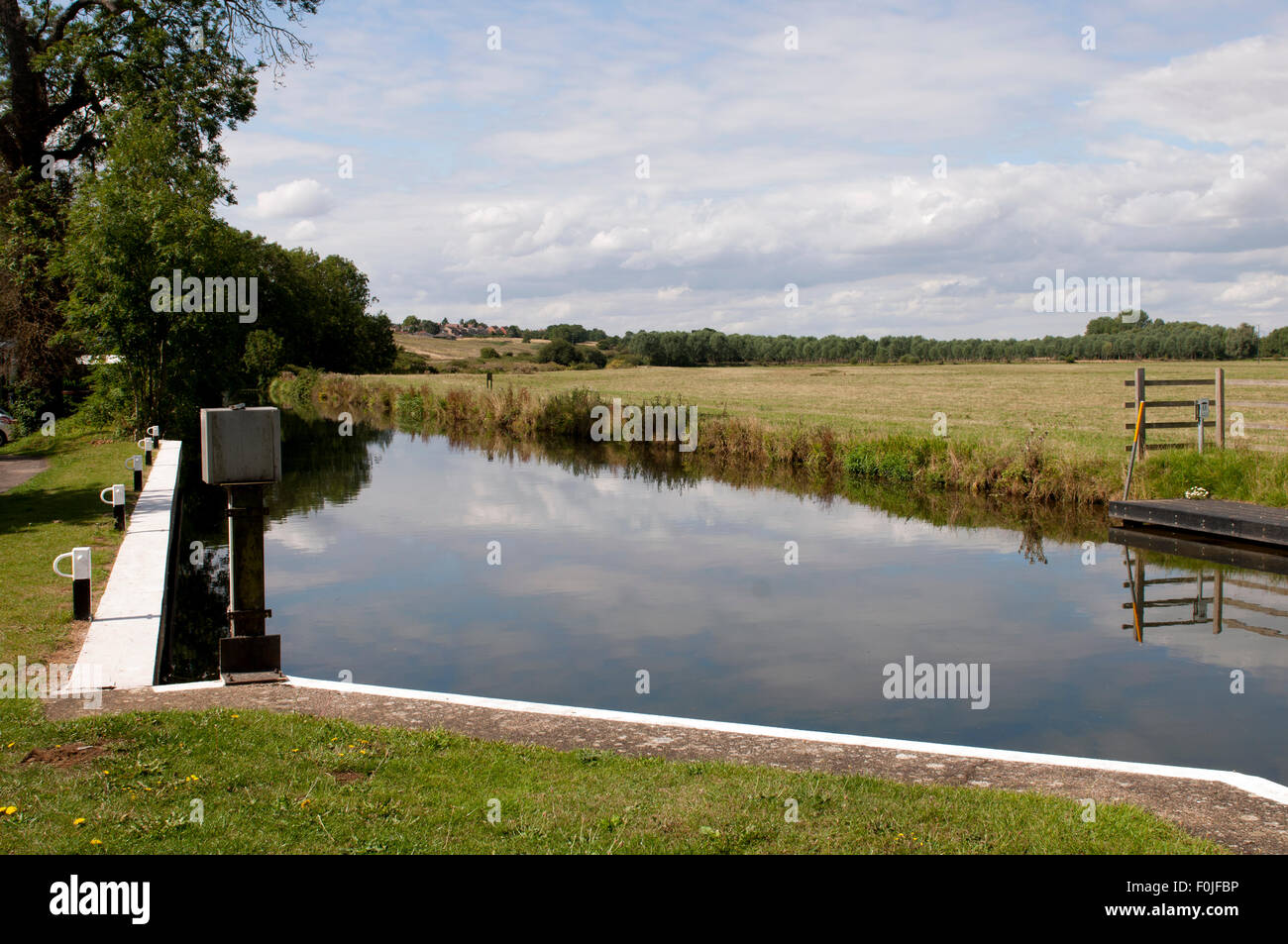 Fiume Nene a serratura Cogenhoe, Northamptonshire, England, Regno Unito Foto Stock