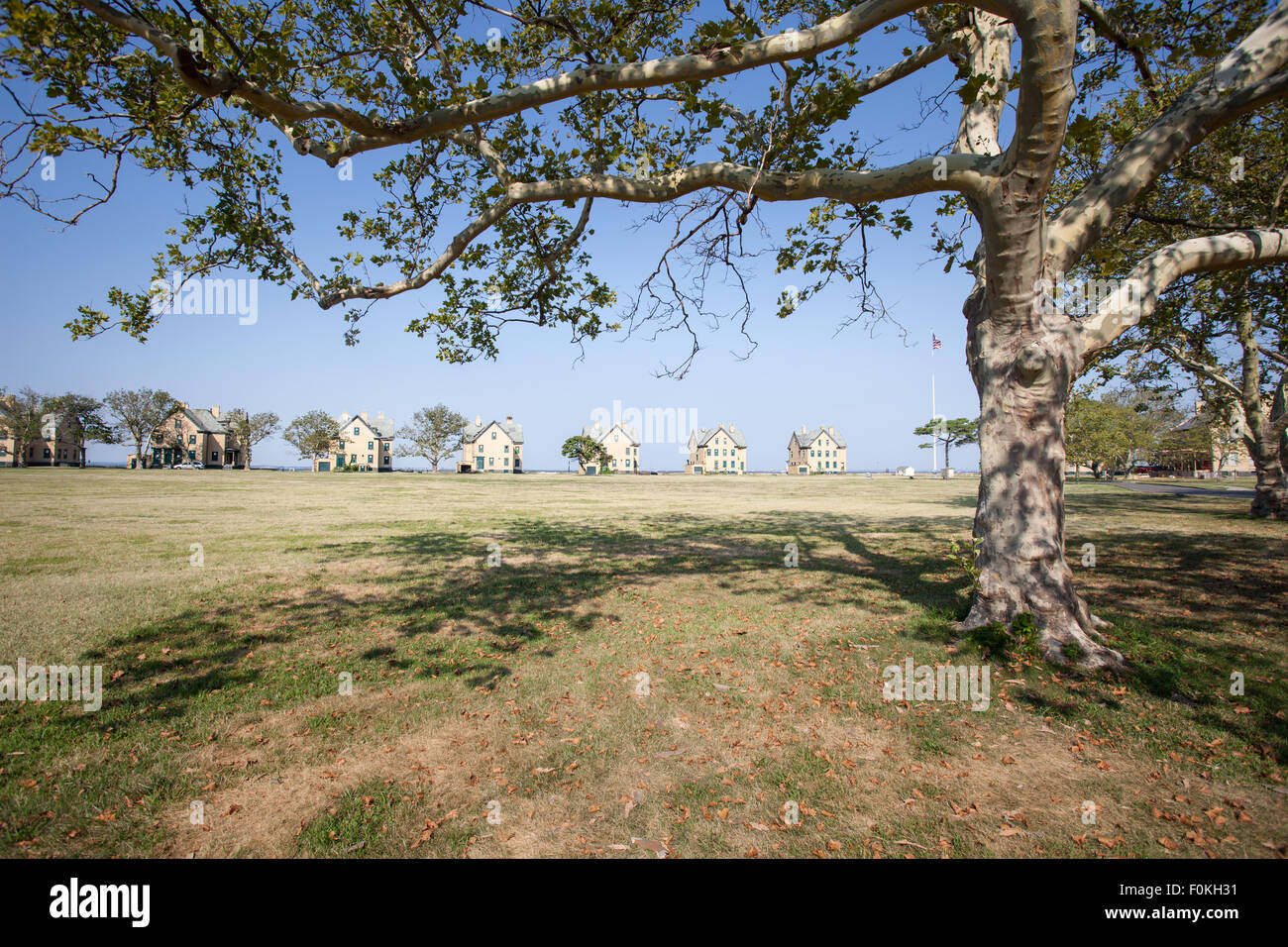 Vista degli ufficiali di fila lungo Hartshorne auto da parata motivi delimitata da Magruder, Hudson, Kessler e strade di Pennington Foto Stock