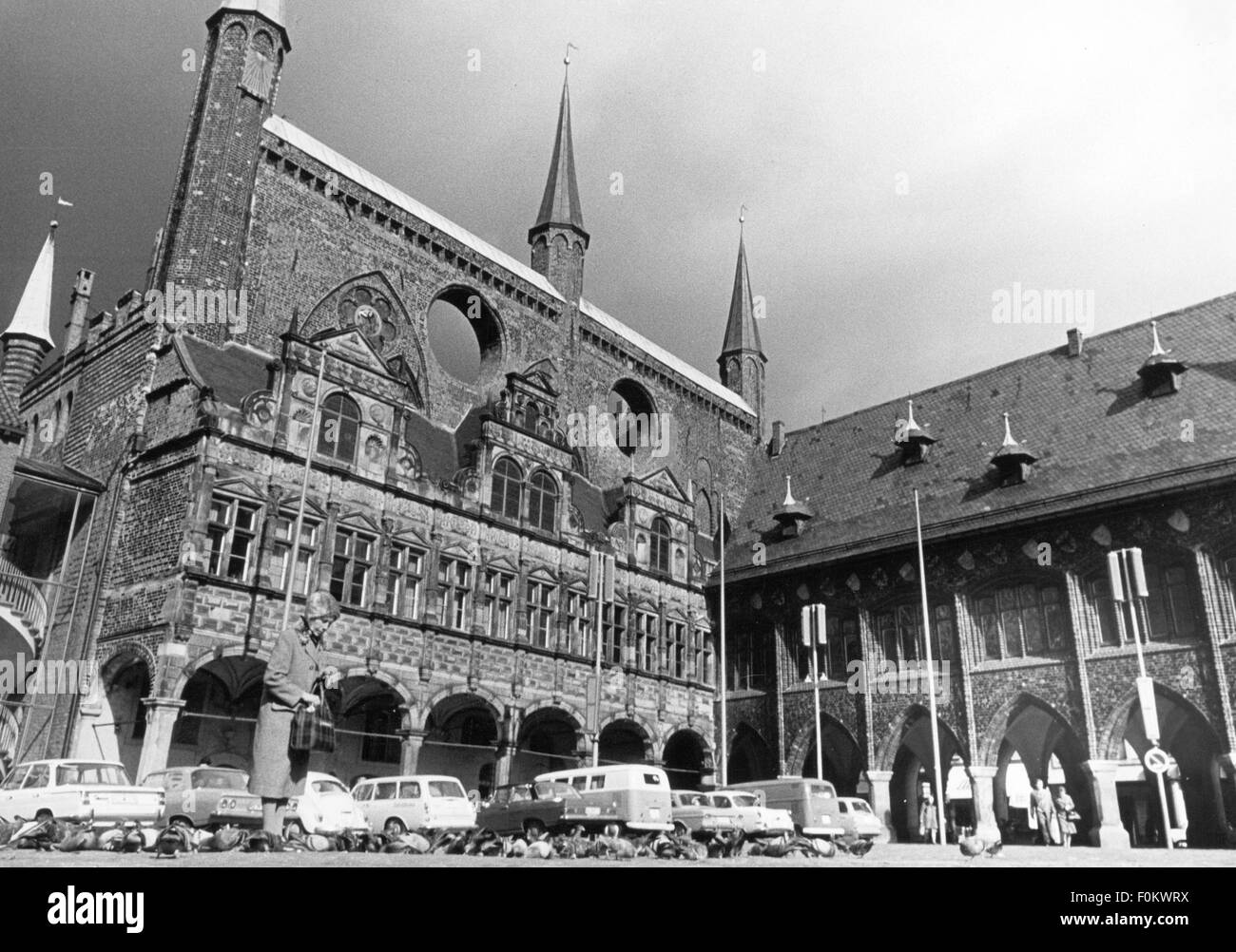 Geografia / viaggio, Germania, Lubecca, edificio, municipio, vista esterna dal mercato, 1971, diritti aggiuntivi-clearences-non disponibile Foto Stock