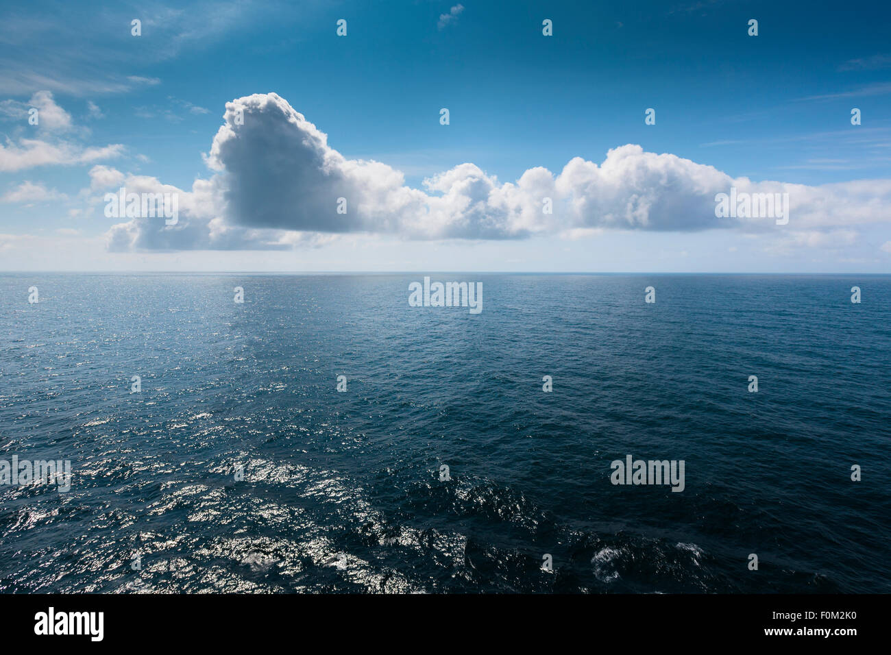 Nuvole sopra il mare del Nord Foto Stock