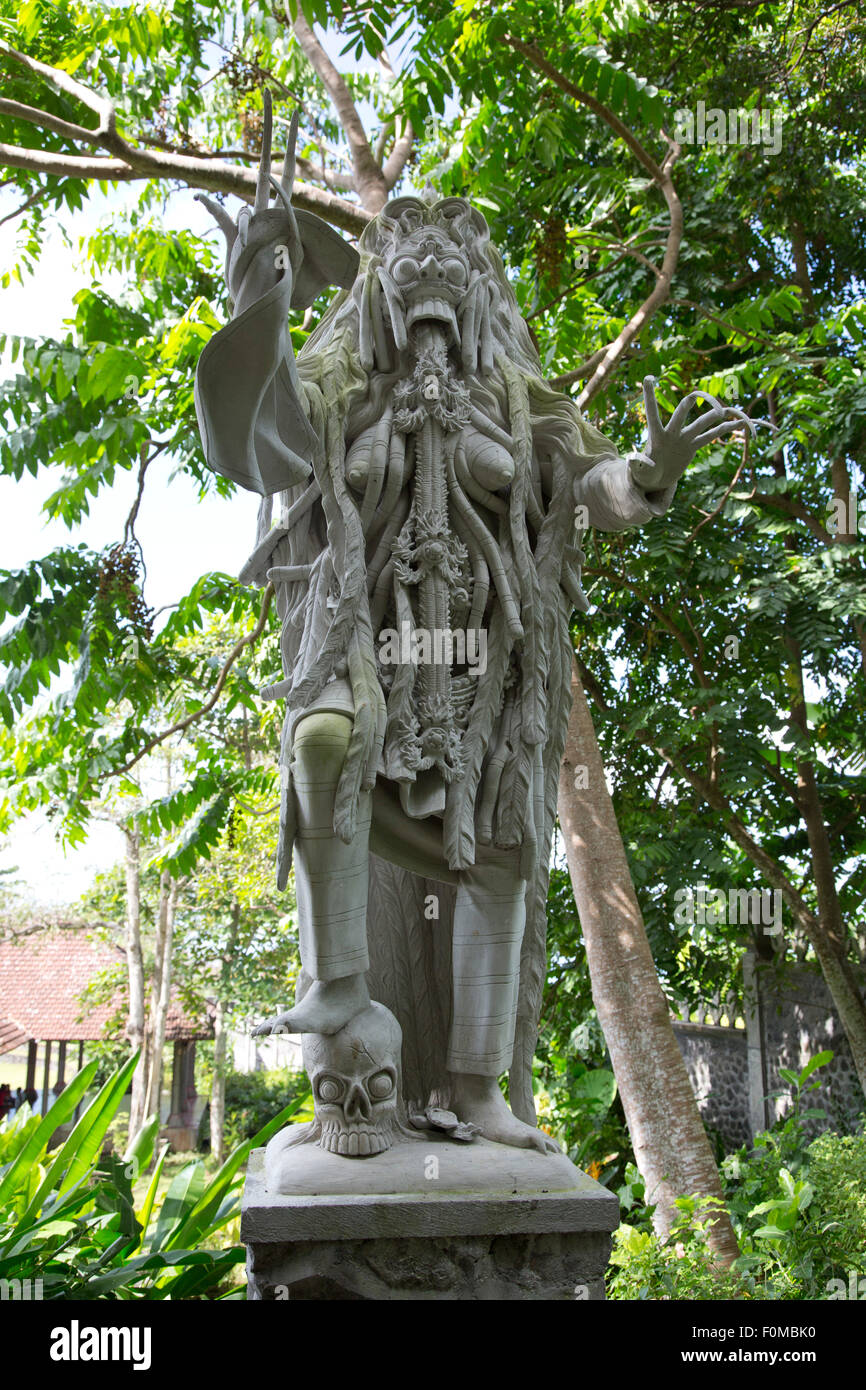 Taman Ujung acqua Palace - il magnifico palazzo dell'acqua di Bali Orientale Foto Stock