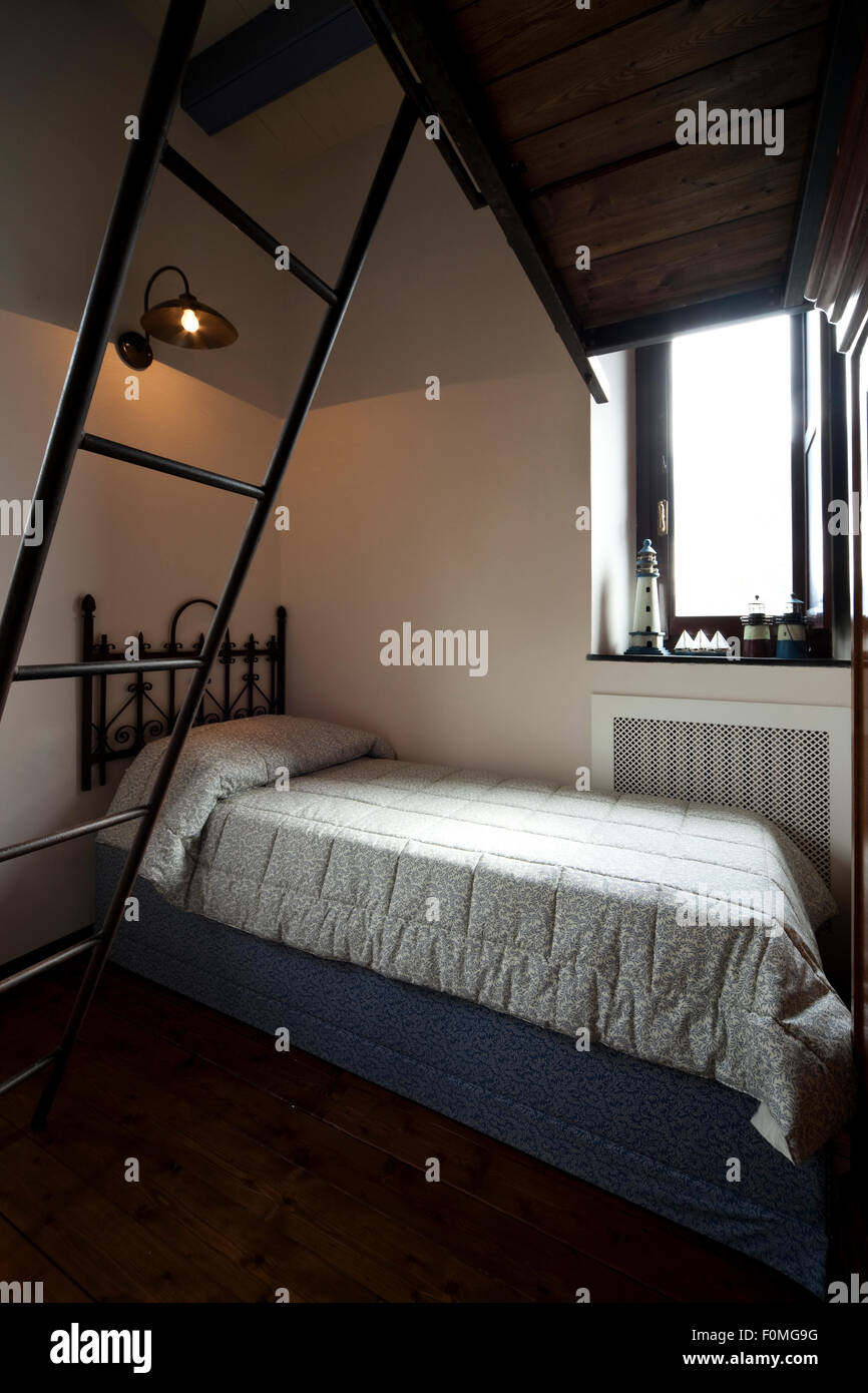 Camera da letto interno, ferro battuto elemento Foto Stock