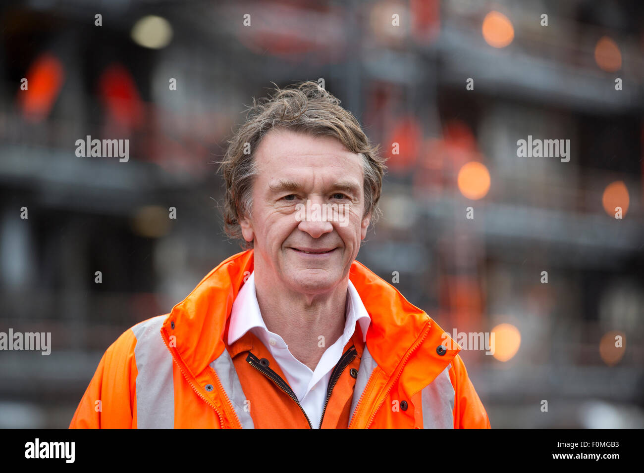 Jim Ratcliffe fondatore, presidente e CEO della società chimica INEOS, Grangemouth impianto petrolchimico, Falkirk, Scotland, Regno Unito Foto Stock