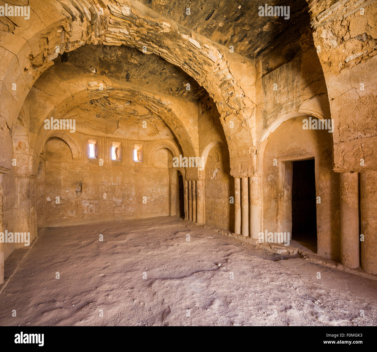 Sala con soffitto a volta, primi sito islamico di Qasr Kharana, Giordania Foto Stock