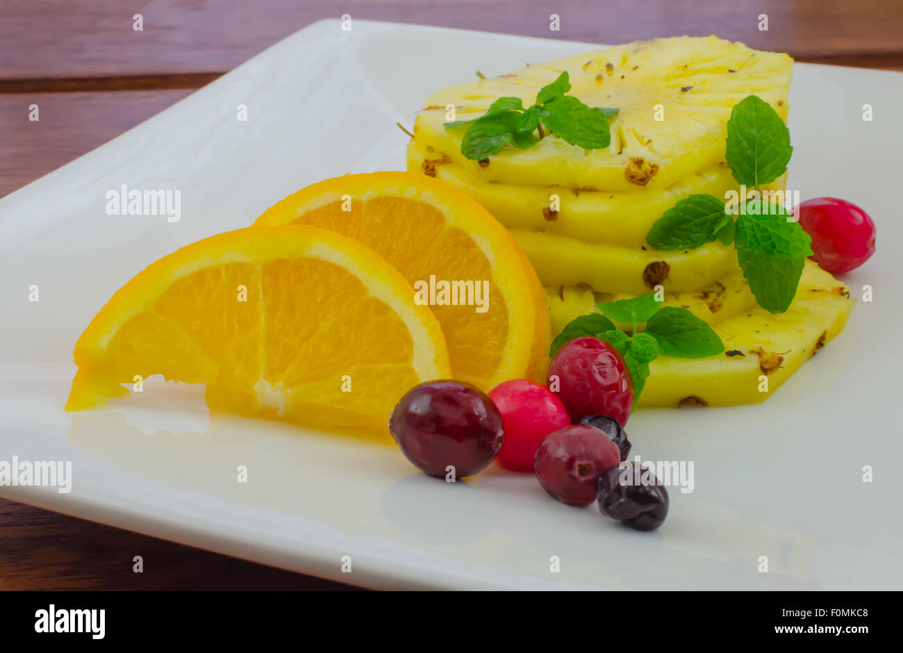 Una sana ,il carburatore basso,basso contenuto calorico,a basso contenuto di grassi ,un assortimento di snack di frutta Foto Stock