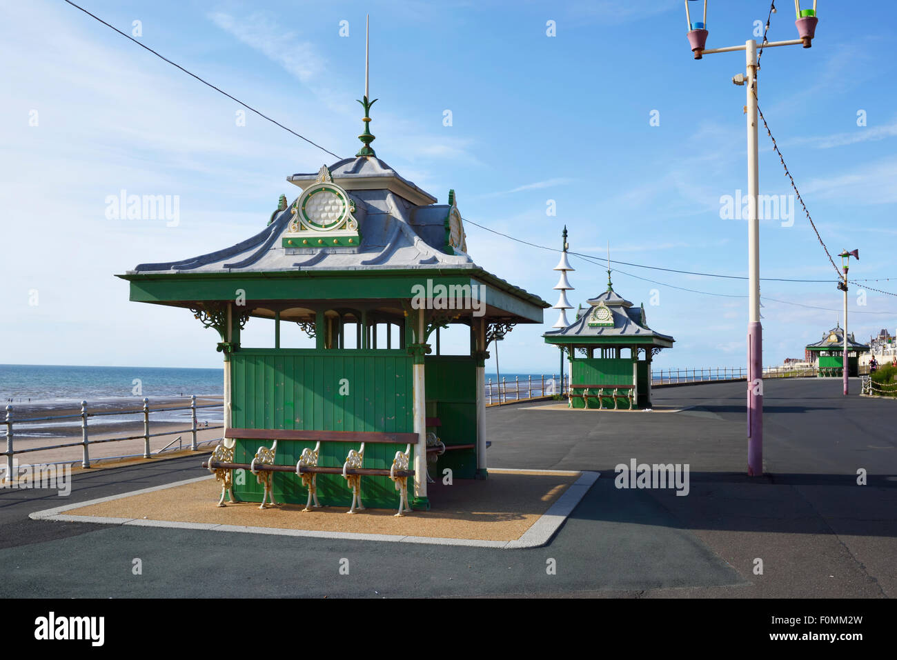 Rifugi vittoriano sul lungomare di Blackpool, Lancashire Foto Stock