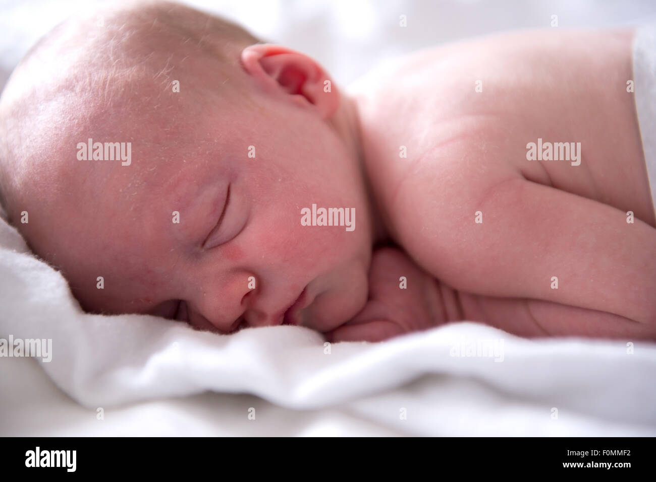 New Born Baby boy sleeping Foto Stock