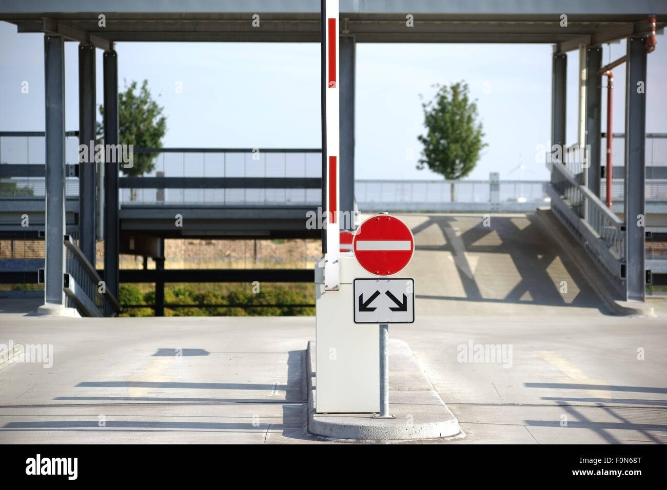 Parcheggio uscita Foto Stock