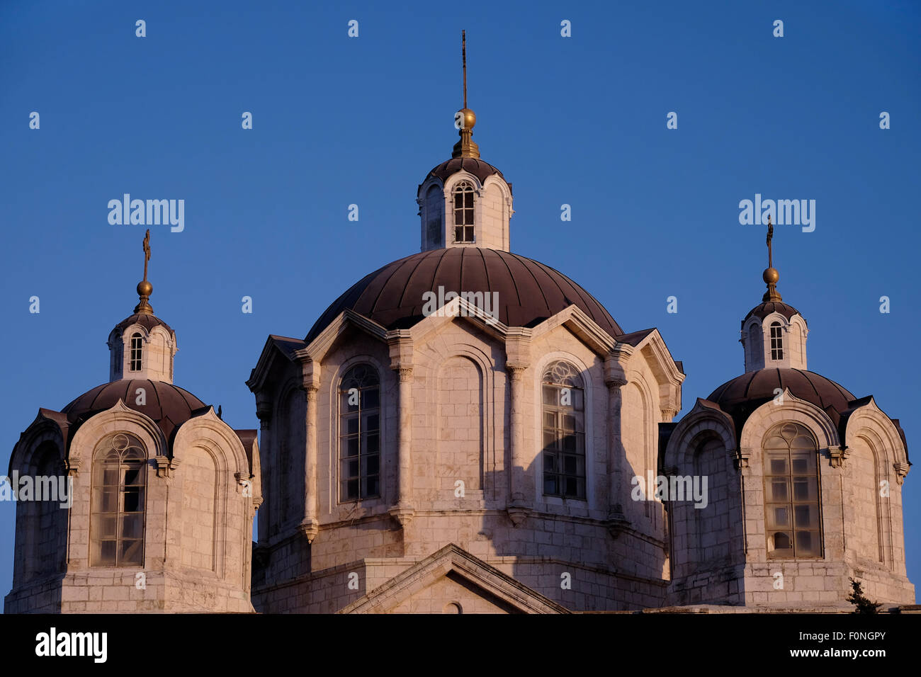 Esterno della Santissima Trinità Cattedrale del russo missione ecclesiastica a Migrash HaRusim (Russo composto) in Gerusalemme ovest Israele Foto Stock